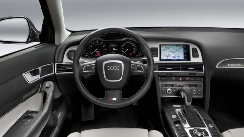 Ook officieel nieuws van het Audi RS6 front. Dit regelrechte topmodel wordt ook leverbaar als sedan, waarmee de 580 pk sterke V10 Bi-turbo ook prima raad mee weet. Bravere broer S6 is ook weer up to d