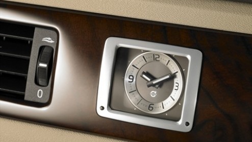 Volvo laat je van haar meest luxe en exclusieve modellen nog eens extra genieten. De S80 en XC90 Executive kennen een dijk van een standaarduitrusting, om je in Zweeds comfort en weelde van A naar hee