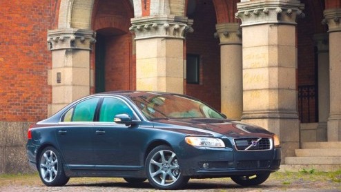 In april 2009 wordt de World Green Car of the Year bekend gemaakt. Voor deze internationale verkiezing zijn een reeks groene en/of schone modellen genomineerd, waaronder diverse Volvo DRIVe modellen e