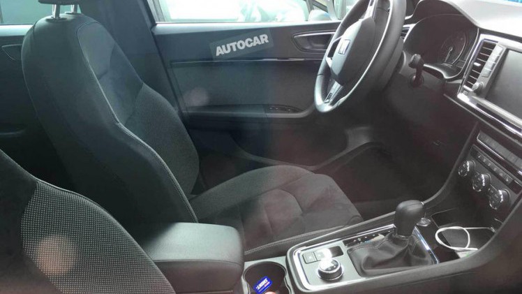 Er is een ongecamoufleerde testauto opgedoken van SEAT, in de vorm van een Ateca Cupra. Die wordt waarschijnlijk krachtiger en sneller dan de sterkte Volkswagen Tiguan.