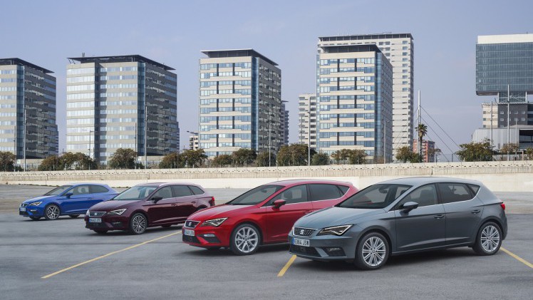 De gefacelifte SEAT Leon is nu van prijzen voorzien. De auto staat in de showroom vanaf 21.900 euro en is per direct te bestellen.