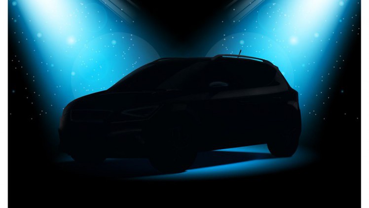 SEAT laat door middel van een donker teaserbeeld een eerste glimp zien van de aanstaande Arona. Maken we het beeld iets lichter, krijgen we al een goede eerste indruk van de compacte SUV.