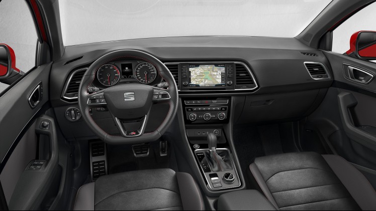 SEAT presenteert de Ateca in sportieve FR-uitvoering. De auto komt begin 2018 op de markt. En de Cupra?