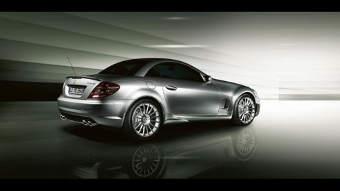 De heren van AMG waren duidelijk nog niet tevreden met de de SLK 55 AMG. Er is namelijk besloten om een Special Edition op de markt te zetten die nog sneller is dan de huidige SLK AMG.
