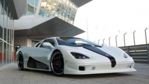 Shelby Supercars heeft elektrische aandrijving omarmd. Zij komen met de Ultimate Aero EV, die over een 500 pk sterke elektromotor beschikt. En alsof dat nog niet genoeg is komt er met een beetje geluk