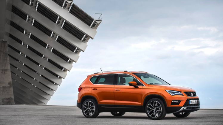Autotest nieuwe Seat Ateca, de eerste SUV van Seat waarmee de Tiguan, Kuga, Kadjar en anderen een flinke kluif aan krijgen. We rijden met de 1.4 TSI 150 pk.
