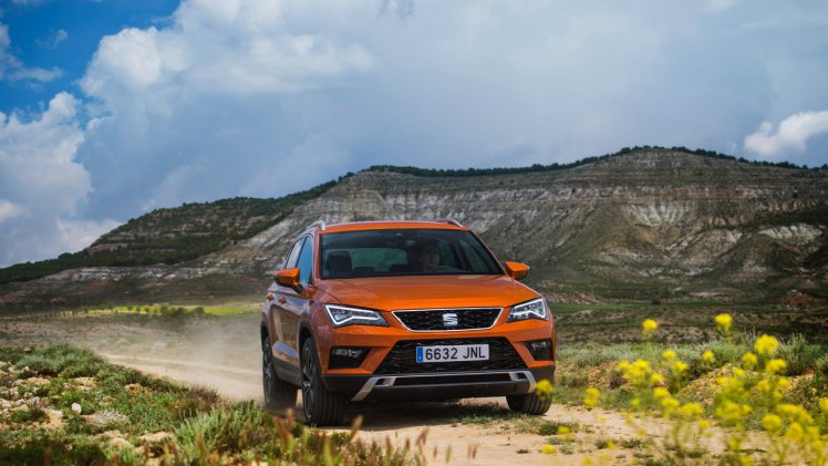 Autotest nieuwe Seat Ateca, de eerste SUV van Seat waarmee de Tiguan, Kuga, Kadjar en anderen een flinke kluif aan krijgen. We rijden met de 1.4 TSI 150 pk.