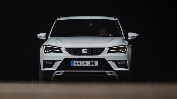Autotest nieuwe Seat Ateca, de eerste SUV van Seat waarmee de Tiguan, Kuga, Kadjar en anderen een flinke kluif aan krijgen. We rijden met de 1.4 TSI 150 pk.