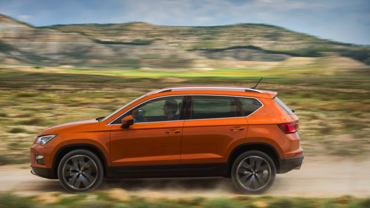 Autotest nieuwe Seat Ateca, de eerste SUV van Seat waarmee de Tiguan, Kuga, Kadjar en anderen een flinke kluif aan krijgen. We rijden met de 1.4 TSI 150 pk.