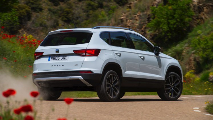 Autotest nieuwe Seat Ateca, de eerste SUV van Seat waarmee de Tiguan, Kuga, Kadjar en anderen een flinke kluif aan krijgen. We rijden met de 1.4 TSI 150 pk.