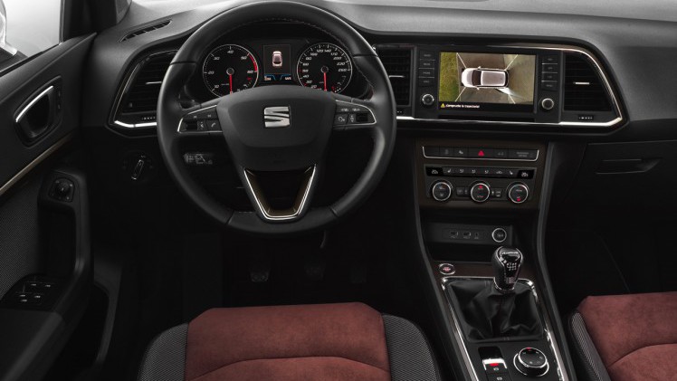 Autotest nieuwe Seat Ateca, de eerste SUV van Seat waarmee de Tiguan, Kuga, Kadjar en anderen een flinke kluif aan krijgen. We rijden met de 1.4 TSI 150 pk.