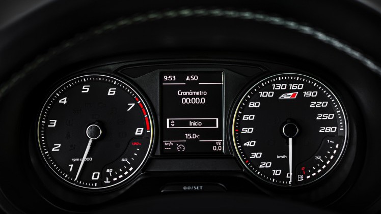 Autotest nieuwe Seat Ibiza Cupra 1.8 TSI. De Facelift van de Ibiza Cupra bezorgt Seat een leuke hot hatch met de beste pret-/prijs verhouding!