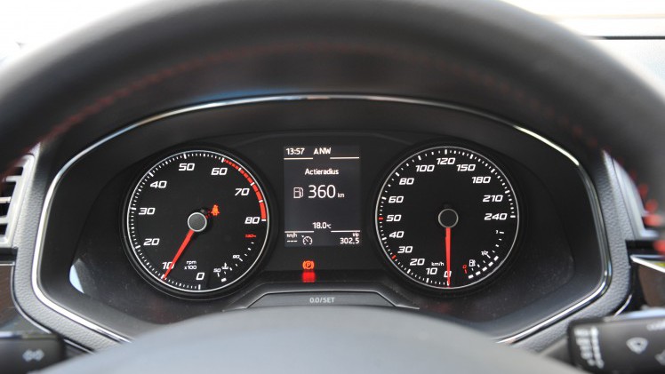 Seat concentreert zich met de nieuwe Ibiza vooral op de 1 liter motor, in de meeste gevallen met turbo. De sportief getinte FR-uitvoering brengt het model precies daar waar het hoort.