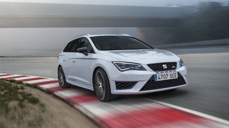 Seat stopt alles van de Leon Cupra nu ook in de stationversie, de Leon ST. Dat betekent 280 pk uit een 2,0 liter turbomotor, een sperdifferentieel en een 0-100 km/h sprint in 6,0 seconden.