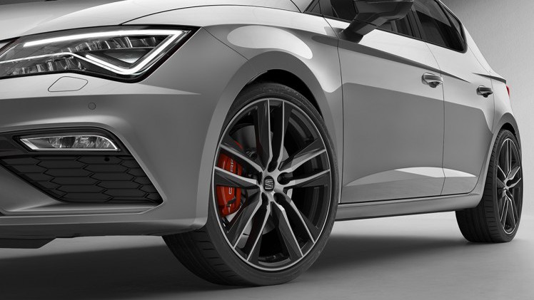Seat brengt met de Black-uitvoering een extra editie van de Leon Cupra.