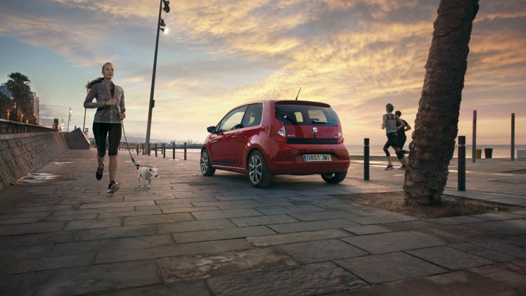 De SEAT Mii heeft een opfrisbeurt gekregen. De auto heeft vooral een nieuw dashboard gekregen en verder zijn er enkele nieuwe aankledingsopties.