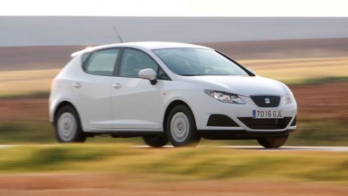 Na de Ecomotive-variant van de vorige generatie Ibiza is het natuurlijk wachten op de nieuwe zuinigerd. Dat hoeft niet bijna niet meer, want vanaf februari staat de nieuwe Seat Ibiza Ecomotive bij de