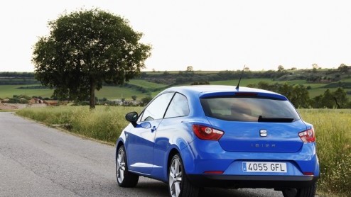 Leuk en aardig zon afwijkende naam voor de driedeursversie van de nieuwe Seat Ibiza, maar is er ook daadwerkelijk verschil met de eerder gentroduceerde 5-deurs hatch? We gingen op onderzoek uit in B