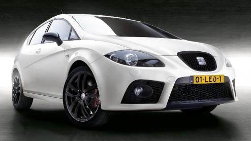 Goedenavond zeg! Seat komt op deze ogenschijnlijk rustige zondag met een spectaculair bericht. Het merk kondigt de Leon Cupra 310 Limited Edition aan. Wat dat cijfer betekent staat buiten kijf: 310 pk