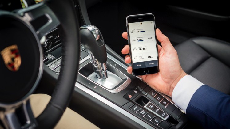 Met Share a Porsche deel je een Porsche met vrienden via een in Nederland bedachte Private Lease constructie van de dealer. Autodelen was nog nooit zo leuk.