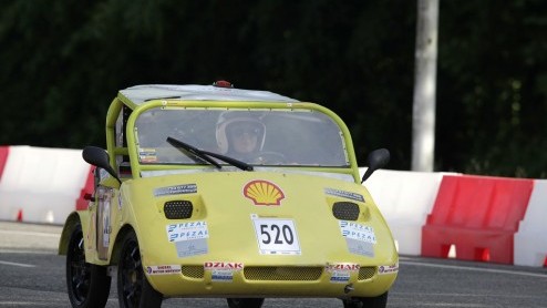 In de Shell Eco-marathon 2014 kon het winnende voertuig van studententeam H2A voor nog geen 22 euro aan elektriciteit de wereld rond rijden.