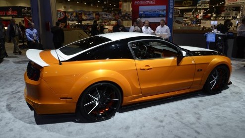 Het Las Vegas Convention Center staat deze dagen volledig in het teken van de SEMA Show. D beurs op het gebied van tuning en performance. Eens kijken wat de show allemaal te bieden heeft.