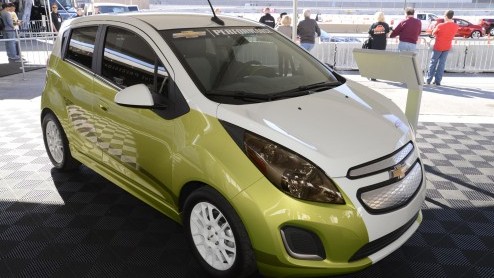 Het Las Vegas Convention Center staat deze dagen volledig in het teken van de SEMA Show. D beurs op het gebied van tuning en performance. Eens kijken wat de show allemaal te bieden heeft.