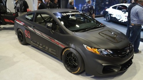 Het Las Vegas Convention Center staat deze dagen volledig in het teken van de SEMA Show. D beurs op het gebied van tuning en performance. Eens kijken wat de show allemaal te bieden heeft.