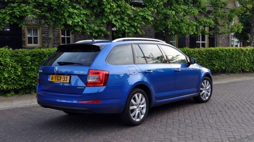 Rijtest van Skoda Octavia Combi Greenline met 1.6 TDI dieselmotor, de leasetopper van Skoda in 2014.