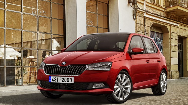 Skoda geeft de foto's vrij van de gefacelifte Fabia.
