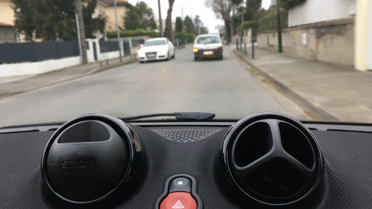 De Smart-modellen zijn er nu ook als Electric Drive. Hoe ver komen de auto's in de praktijk? AutoVandaag zocht het uit met een rijtest in Toulouse.
