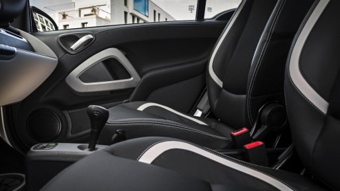 Smart introduceert fortwo edition citybeam voor Nederland, met exculsieve details vanaf 15.755 euro. Smart fortwo citybeam ook als electric drive verkrijgbaar.