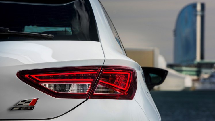 Prijzen en uitvoeringen Seat Leon Cupra 290, het nieuwste topmodel met 290 pk in de Leon modellenrange.