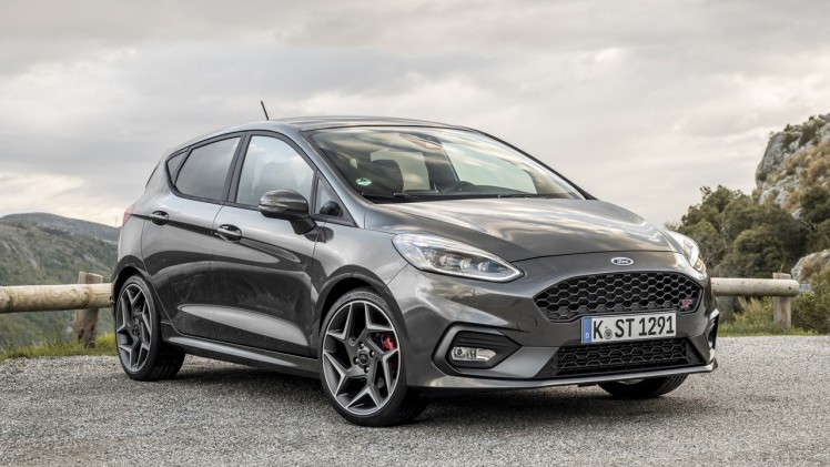 Ford hangt een prijskaartje aan de Fiesta ST en Active.