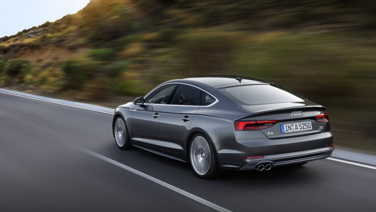 De nieuwe Audi A5 Sportback en S5 Sportback zijn gepresenteerd. De A5 Sportback is er ook als g-tron.