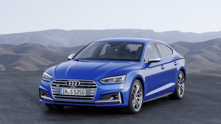 De nieuwe Audi A5 Sportback en S5 Sportback zijn gepresenteerd. De A5 Sportback is er ook als g-tron.