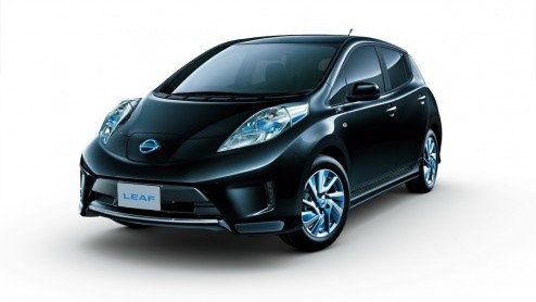 Sportief gezicht voor Nissan LEAF Aero Style. Alleen bedoeld voor Japanse markt.