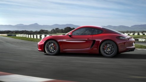 Porsche plakt GTS-label op Cayman en Boxster. Gran Turismo behandeling resulteert in meer vermogen en exclusieve luxe.