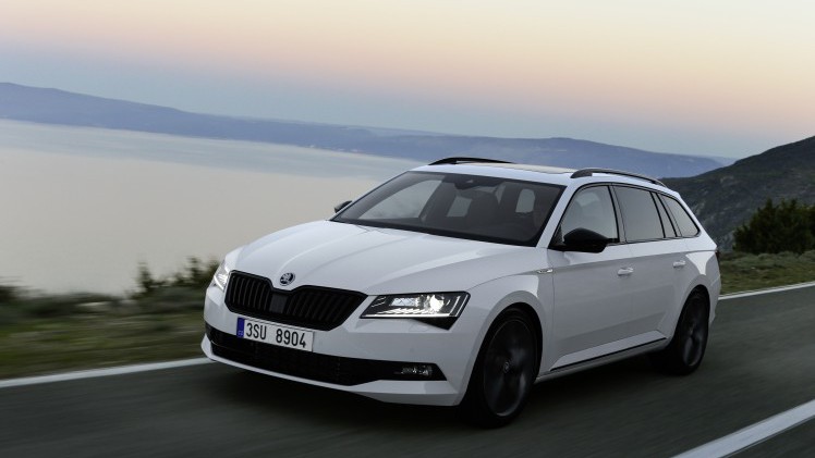 Skoda presenteert de Superb Sportline Business en de Skoda Octavia RS 230 komt nu ook naar Nederland.