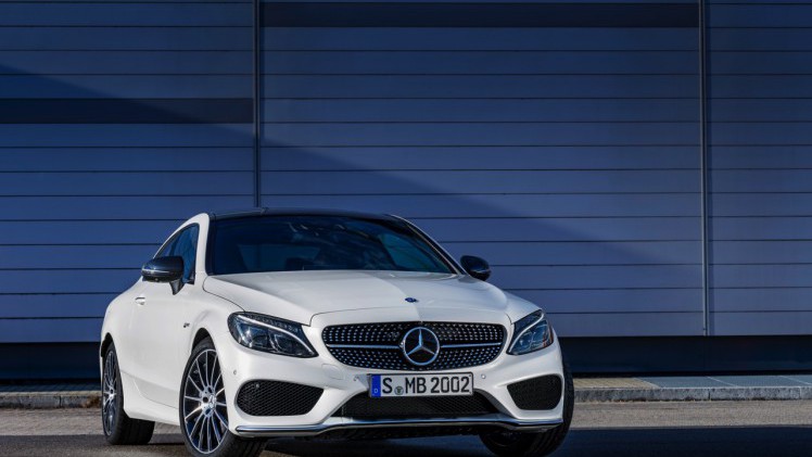 Audi S4 Avant en Mercedes-AMG C43 4Matic Coup zijn sportieve concurrenten met 3.0 liter turbomotor. De nieuwe 43-modellen vervangen bij Mercedes de 450 AMG Sport modellen.