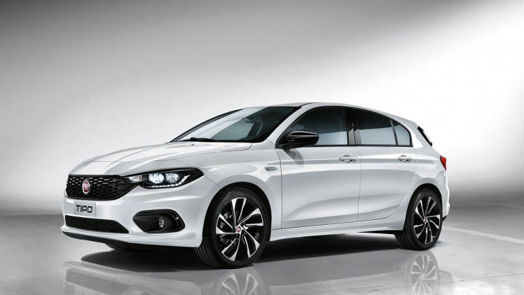 Fiat levert van de Tipo een sportief aangeklede S-Design.