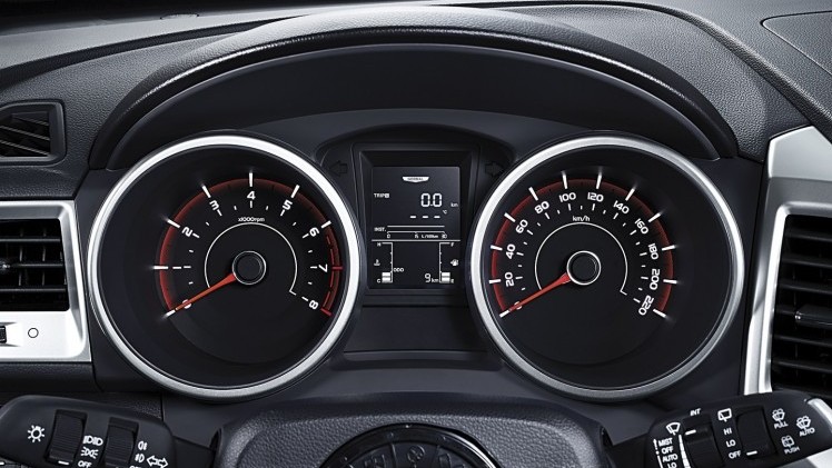 SsangYong maakt prijzen en uitvoeringen Tivoli bekend. De compacte SUV is er vanaf 21.950 euro en wordt geleverd met 5 jaar fabrieksgarantie.