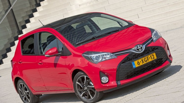 Autoverkopen februari 2015 gedomineerd door stadsauto's met de Kia Picanto aan kop.