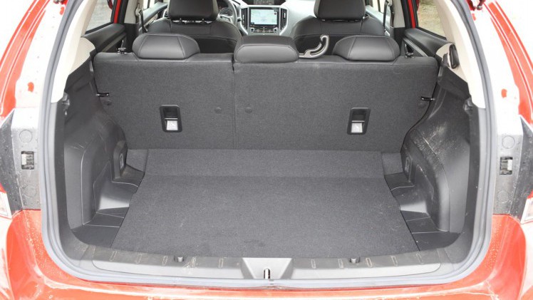 Subaru bouwt de nieuwste Impreza op een nieuwe bodemgroep met gebruikmaking van bestaande techniek.