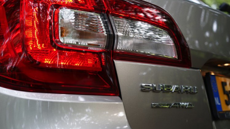 Autotest Subaru Outback 2015; Inmiddels zijn we aanbeland bij de vijfde generatie van de auto. Het recept bleef al die jaren hetzelfde, maar de nieuwe overtuigt behoorlijk.