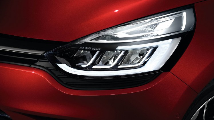 In de zomer van 2016 krijgt de Renault Clio IV een facelift. Bekijk hier de eerste beelden en lees de details.