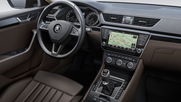 Nieuwe Skoda Superb primeur op AutoRAI. Prijzen vanaf 27.790 euro en vanaf 25 juni bij de Nederlandse dealers.