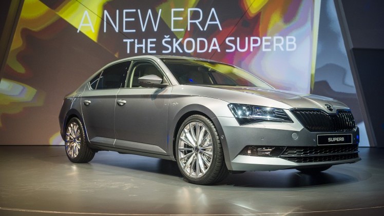 Nieuwe Skoda Superb primeur op AutoRAI. Prijzen vanaf 27.790 euro en vanaf 25 juni bij de Nederlandse dealers.