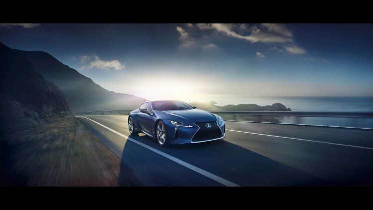 Lexus ontwikkelde de LC 500 gran turismo met het DNA van de LFA supercar. De nieuwe LC 500 staat op het nieuwe GA-L platform en komt begin 2017 op de markt