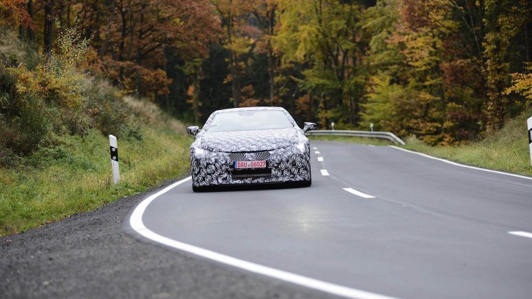 Lexus ontwikkelde de LC 500 gran turismo met het DNA van de LFA supercar. De nieuwe LC 500 staat op het nieuwe GA-L platform en komt begin 2017 op de markt
